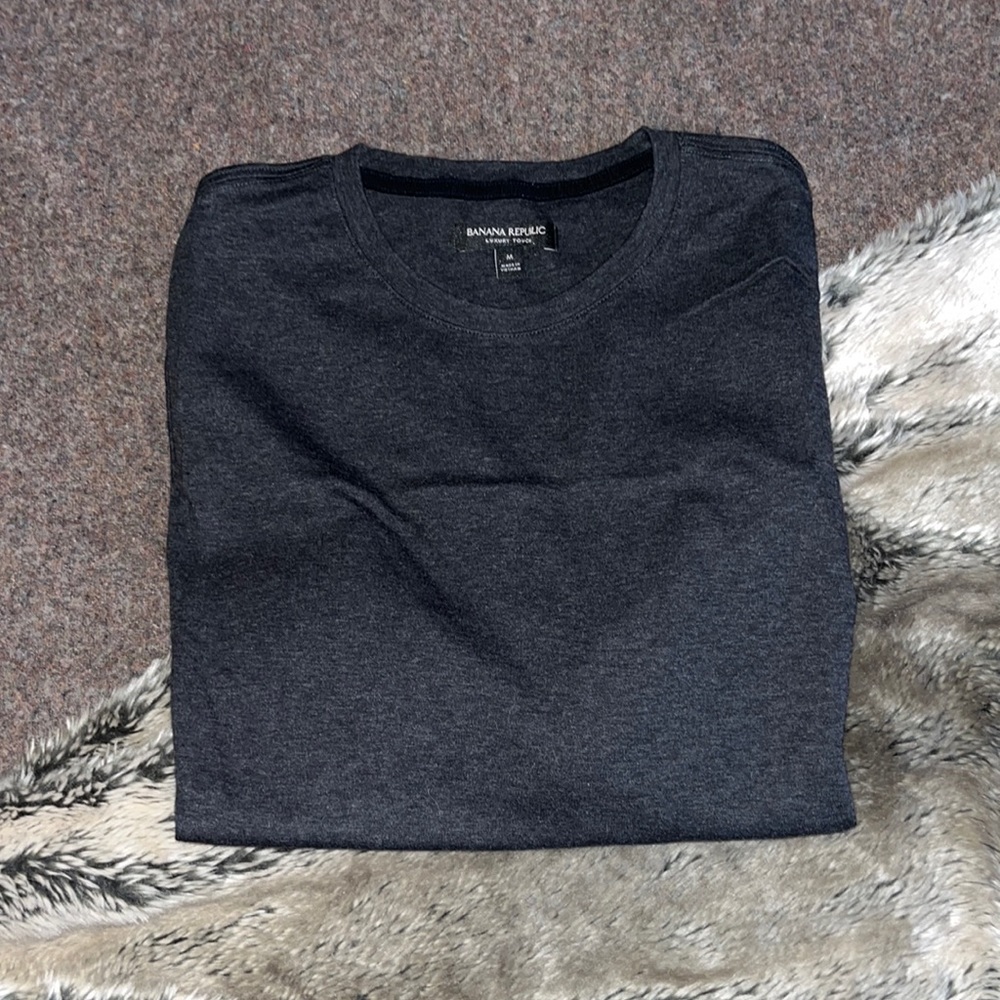 Banana Republic Gray Tee Shirt Long Sleeve